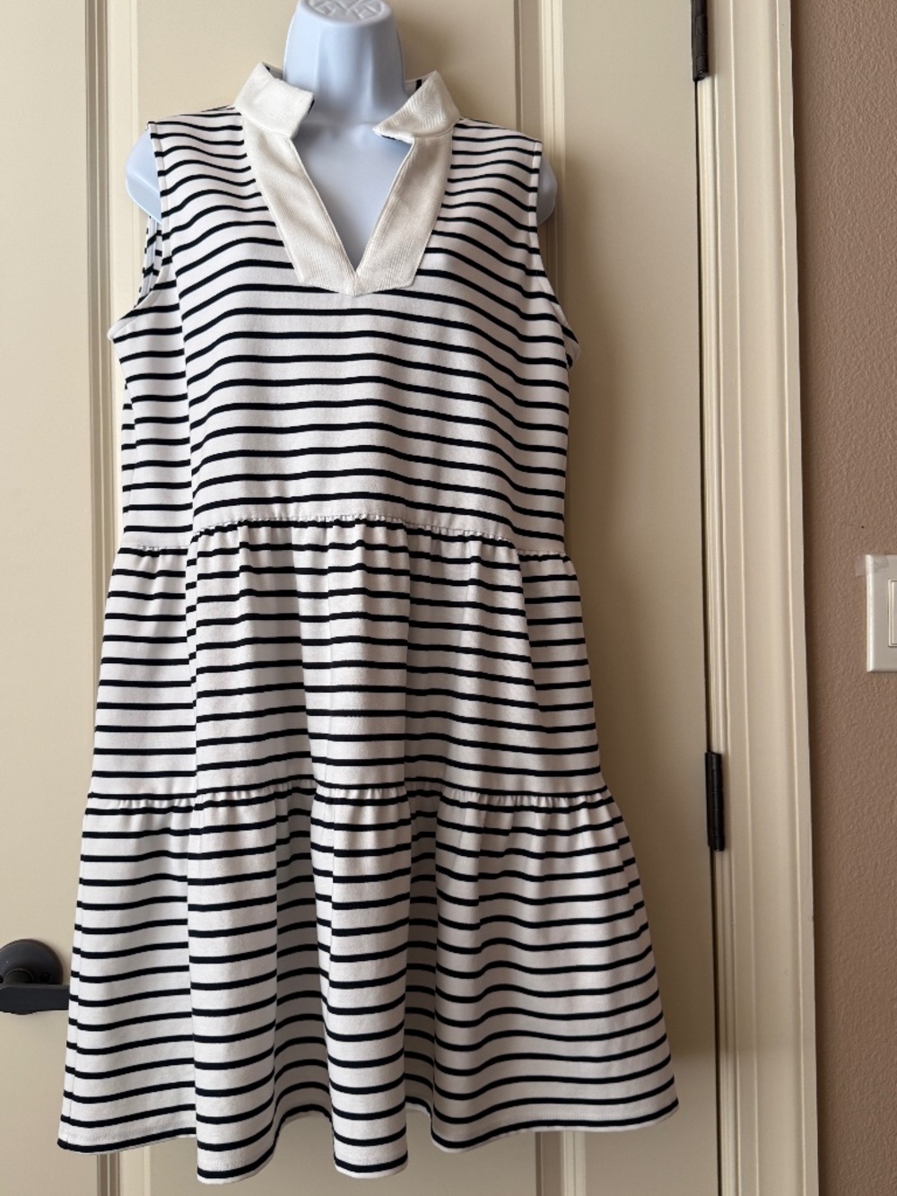 Eliza J Tiered Dress size Large